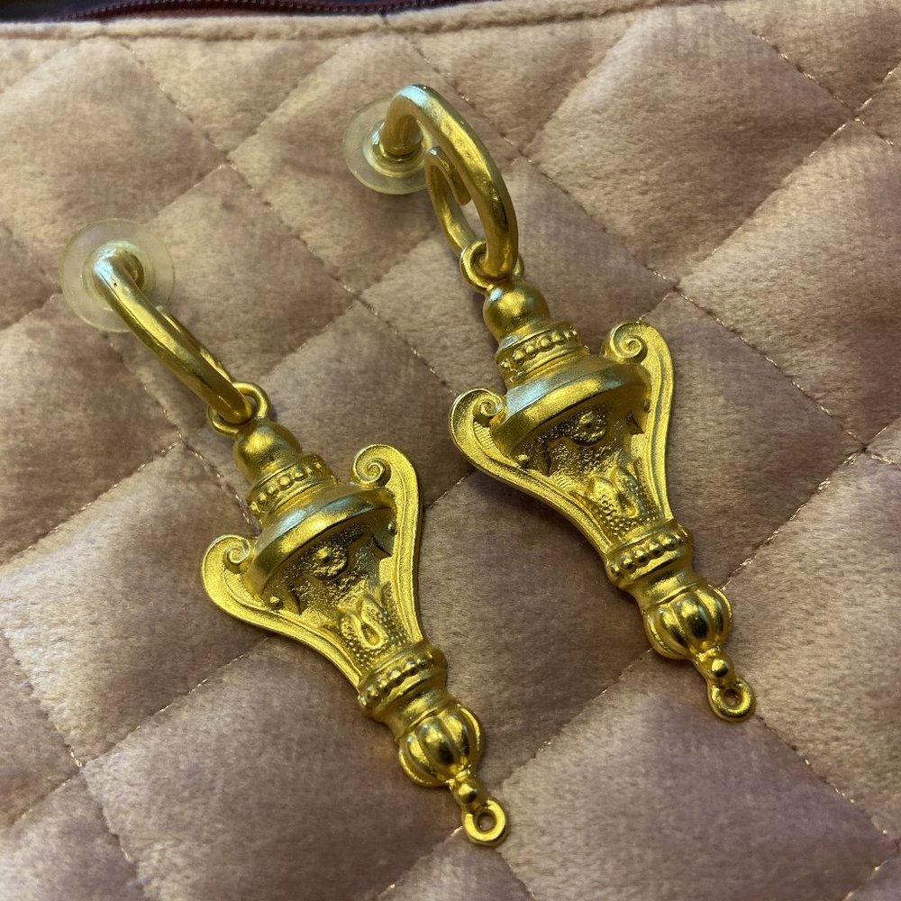 Avon vintage earrings